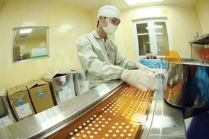 Quỹ Bông Sen cam kết mua hết cổ phiếu TRA nếu “ế”